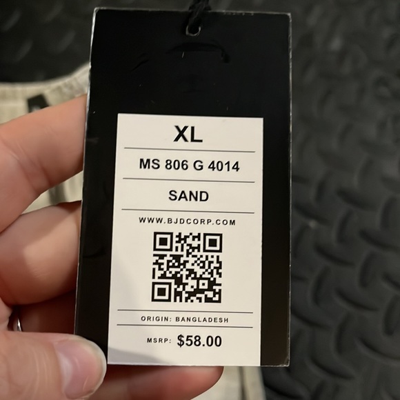 Michael Brandon Essentials - Picture 4 of 4